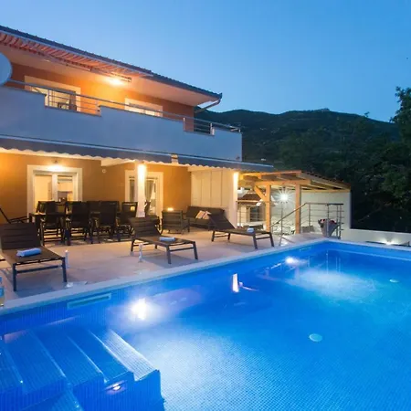 דירה Modern With Heated Pool&sea View *