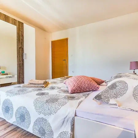 Modern With Heated Pool&sea View * Kaštela