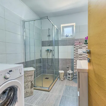 Apartament Modern With Heated Pool&sea View *
