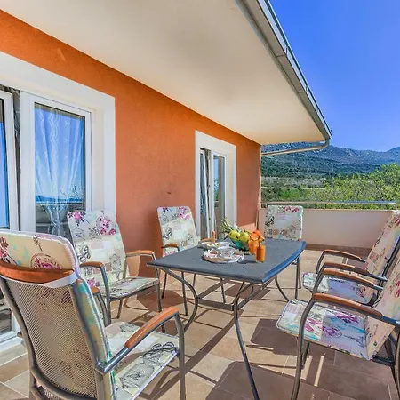 Modern With Heated Pool&sea View * Kaštela