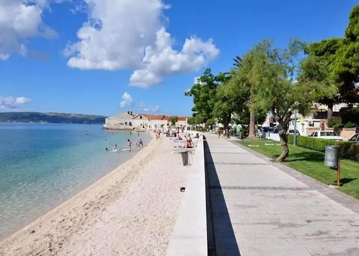 Modern With Heated Pool&sea View Kaštela