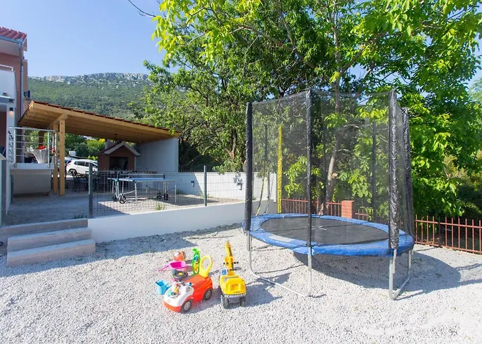 Modern With Heated Pool&sea View דירה Kaštela