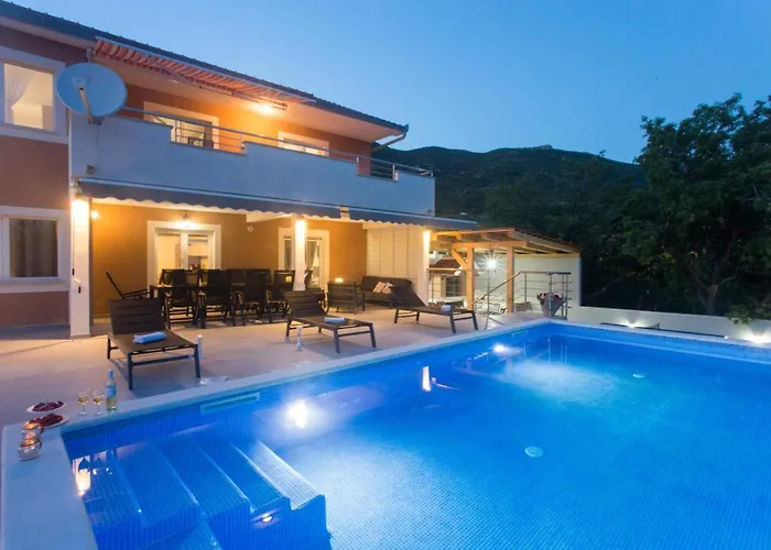 דירה Modern With Heated Pool&sea View *