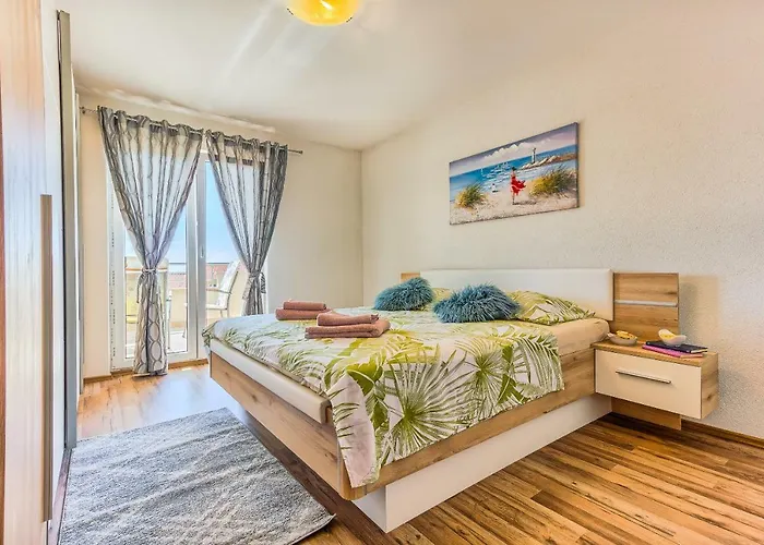 דירה Modern With Heated Pool&sea View