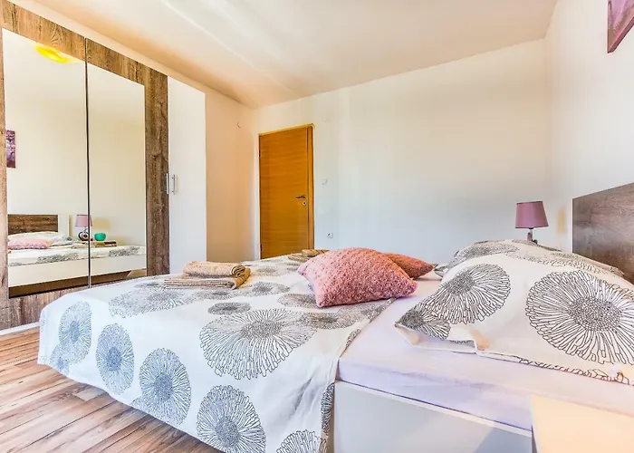 Modern With Heated Pool&sea View * Kaštela