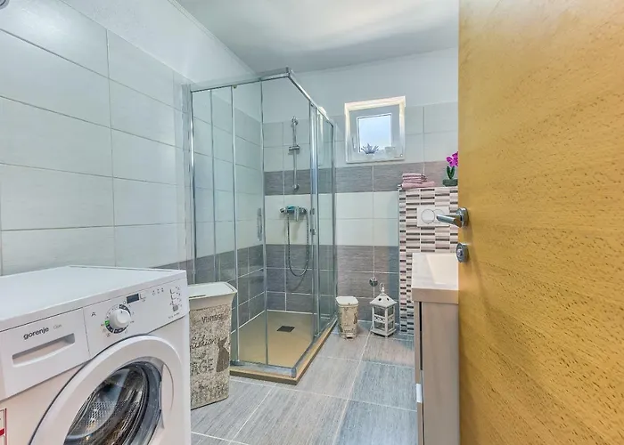 דירה Modern With Heated Pool&sea View *